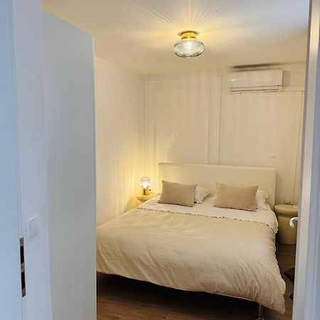 Apartment Stari Dvor Каштела Екстер'єр фото