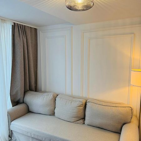 Apartment Stari Dvor Каштела Екстер'єр фото