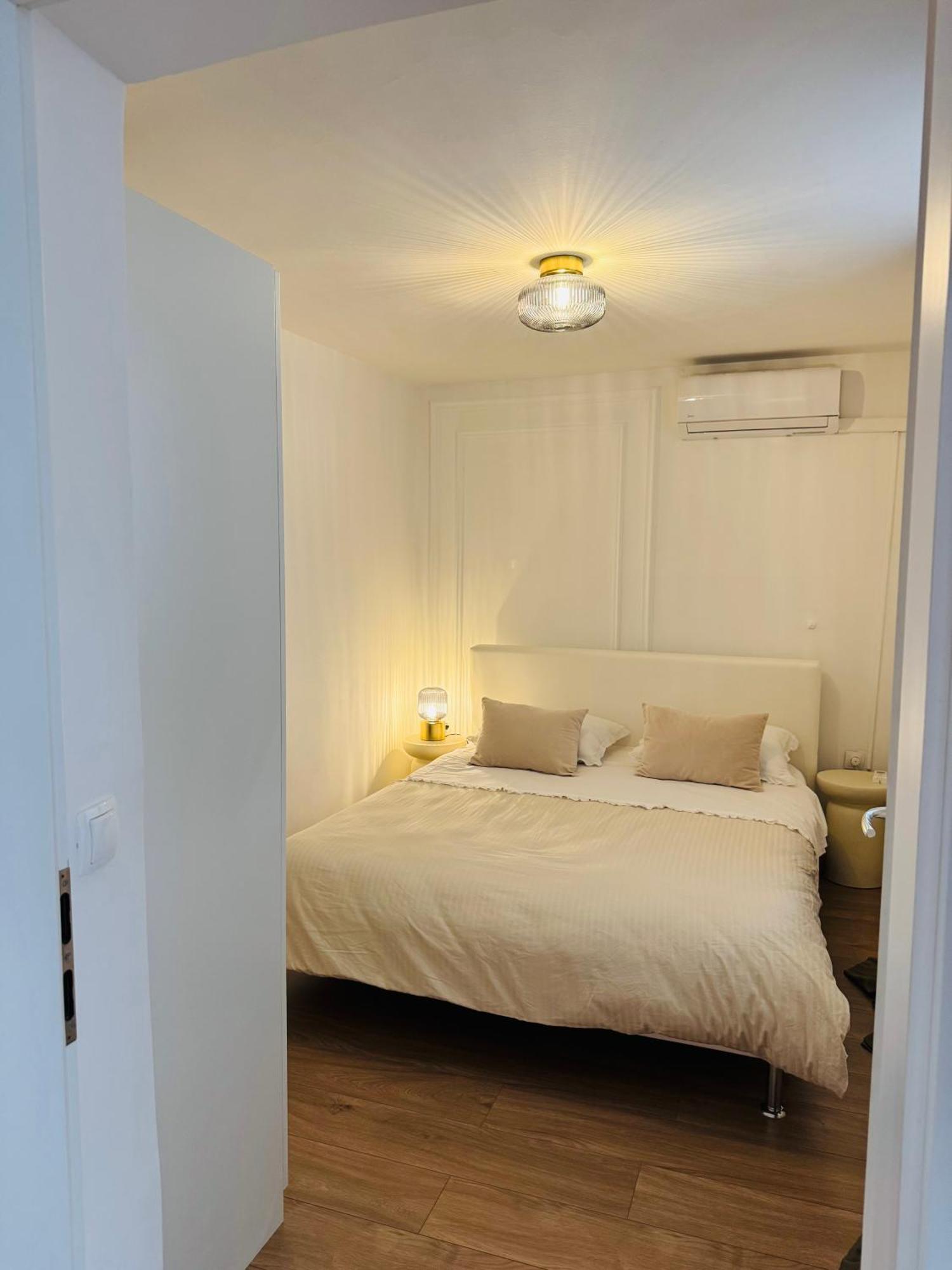 Apartment Stari Dvor Каштела Екстер'єр фото